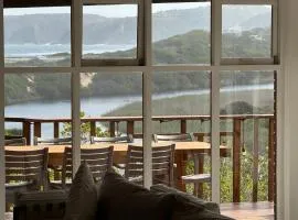 Wilderness deckhouse. views!/sun/sea/river/kayaks