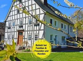 Muehls-Sauerland familienfreundlich Perfekt für deine Urlaubsrunde nähe Elspe Festival Hunde willkommen mit Kamin und Garten