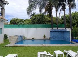 Casa Volcanes Lomas de Cocoyoc，位于Texcalpan的酒店