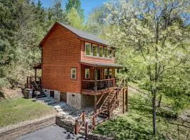 Cozy cabin in Pigeon Forge with Hot Tub
