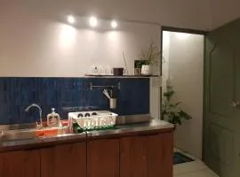 W House - Cozy Loft For Group, Minburi - 15mins to BKK Airport