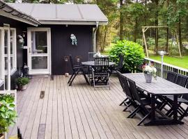 5 star holiday home in Hals，位于海尔斯的酒店