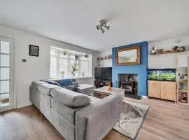 Central Cornwall Home