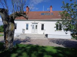 Boglösa B&B，位于恩雪平的酒店