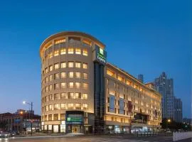 上海外滩智选假日酒店