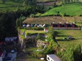 Dieng Latar Alam Tambi，位于Kejajar的酒店