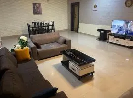 3 Bedrooms house fully furnished in East Legon