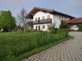 Ferienwohnung am Metzgerhof，位于伯根的酒店