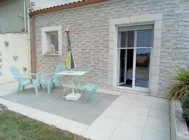 Chambre d'hôtes au milieu des vignes