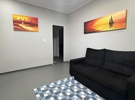 Casa Bairro Bosque com 3 quartos，位于里约布兰科的乡村别墅