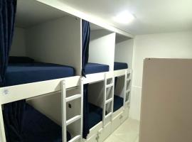 Hotel Compartilhado Ohmvue Floripa，位于弗洛里亚诺波利斯的酒店