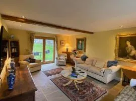 Northleigh Barn