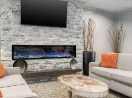 得梅因市西北假日酒店及套房