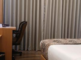 Shine Hospitality Premium，位于孟买的酒店