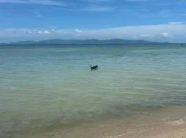 The Cosy Sunset Beach Resort