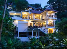Heavenly Villa 8，位于芭东海滩的酒店