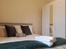 Flat in centre of Strokestown，位于Strokestown的酒店