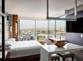 尔湾斯贝特鲁姆购物中心万豪酒店，位于尔湾的酒店