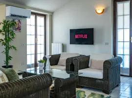 Under the stars, 10 minutes from Lake Garda