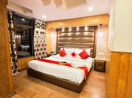 Lords Grey near Mall Road，位于西姆拉的酒店