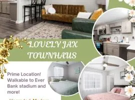 Lovely Modern 3 Bedroom Town Home