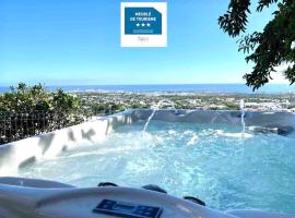 Vaste logement spa vue superbe Ti Kaz Miyou 1，位于拉波塞雄的酒店