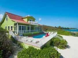 Parrot-ise 4 Bedroom Villa