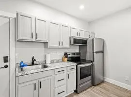 Downtown One Bedroom Apartment Fully Furnished