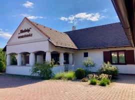 Mezővégi vendégház，位于Kisar的酒店