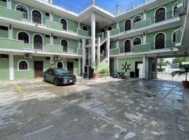 Hotel Colonial，位于埃斯卡塞加的宠物友好酒店