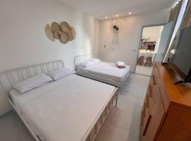 Kitnet em Anchieta à beira-mar - Ponta dos Castelhanos，位于安谢塔的酒店