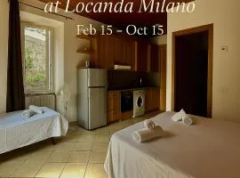 The Courtyard Retreat