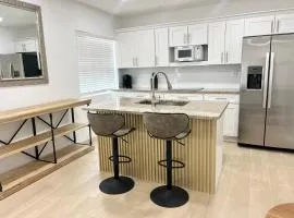 Downtown 1B-1B Apartment #1