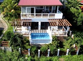 Roatan Infinity Pool and Ocean View Apartment，位于Jonesville的酒店