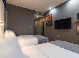 LANO Hotel Shandong Qingdao Jimo District Baolong Square，位于即墨的酒店