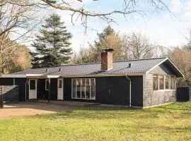 7 person holiday home in Spøttrup