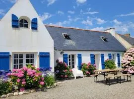 Tipoz'Immo-Maison Bleue walking distance to beach-spot surf-draps included