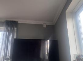 Family oriented，位于格洛斯楚普的酒店