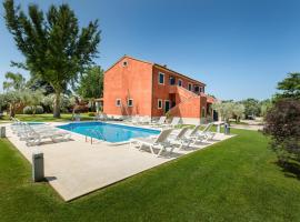 阿拉贝卡西亚住宿加早餐旅馆，位于法扎纳的酒店