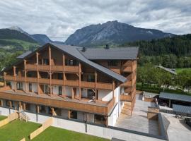 Alpen Experience Hotel，位于格洛博明的酒店