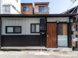夏様賀陽御所 4 minutes from Shijo Omiya station, best value bungalow