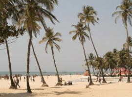 Hotel Ave Maria Colva Beach，位于科尔瓦的酒店