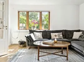 Charming Holiday Home On The Island Of Fejø