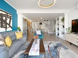 Stunning Table Mountain View Penthouse Apartment