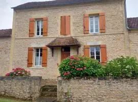 Maison des Hortensias à 500 m des bords de rivière