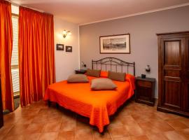 尼亚波利酒店，位于那不勒斯的酒店