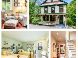 Enchanting Cottage, walk to Downtown Harpers Ferry