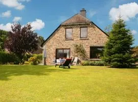 Cozy Holiday Home in Lesterny near Lake