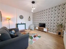 Le 84bis, maison, proche gare, parking, Netflix