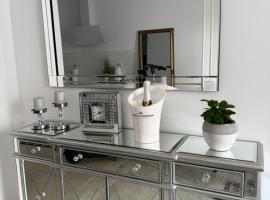 LUX Apartament，位于苏瓦乌基的酒店